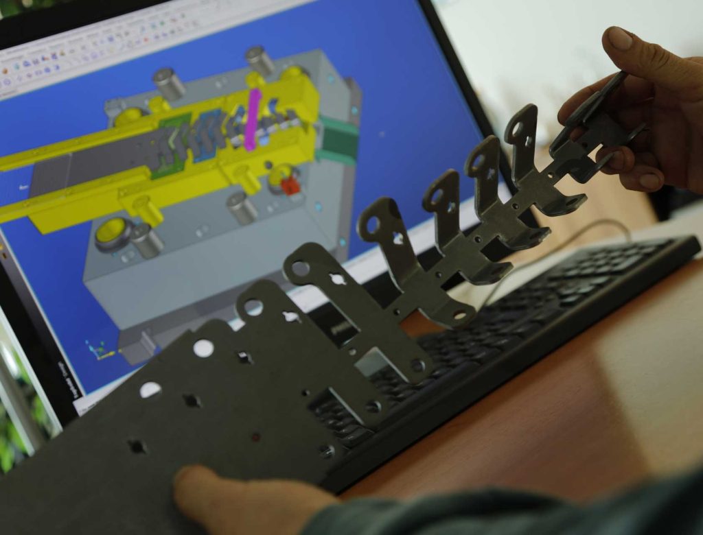 Lorenzon Group - progettazione-stampi-industriali-01